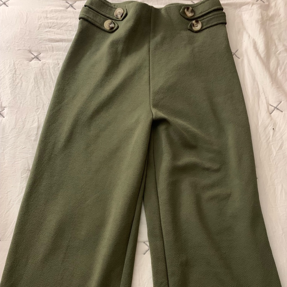 Wide leg pants